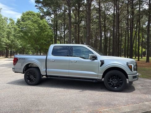 Used 2025 Ford F150 Lariat w/ Equipment Group 501A Mid AWD/4WD image 2