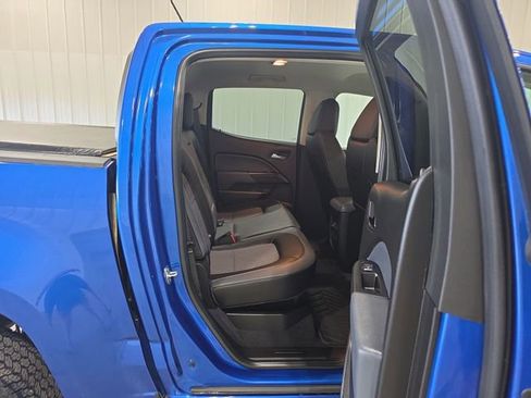 Used 2019 Chevrolet Colorado Z71 AWD/4WD image 27