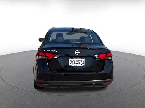Used 2025 Nissan Versa SV FWD image 12