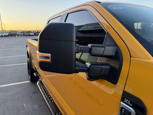 Used 2025 Ford F250 XL w/ 360-Degree Camera Package image 21