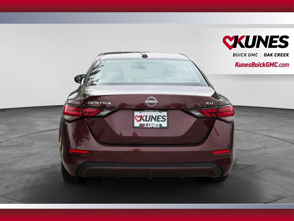 Used 2024 Nissan Sentra SV FWD image 9
