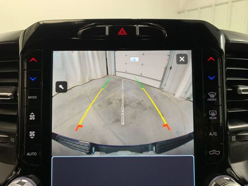 Used 2023 RAM 1500 Laramie image 10