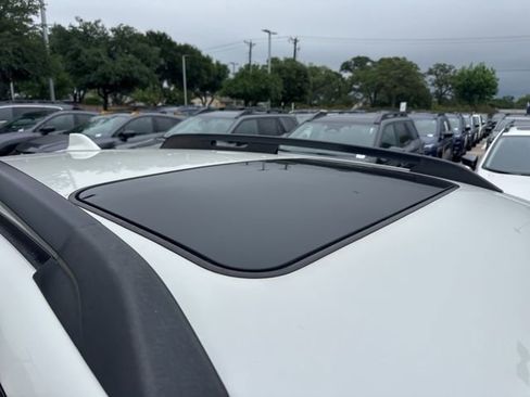 Used 2017 Subaru Crosstrek 2.0i Limited AWD/4WD image 6