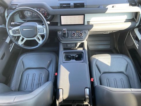 Used 2022 Land Rover Defender 90 S AWD/4WD image 11