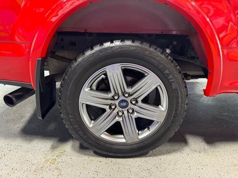 Used 2019 Ford F150 Lariat w/ Equipment Group 502A Luxury AWD/4WD image 24