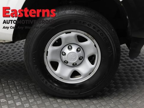 Used 2020 Toyota Tacoma SR RWD image 29