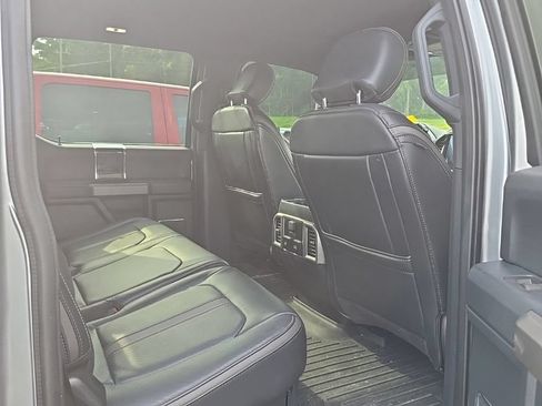 Used 2022 Ford F250 Platinum AWD/4WD image 11