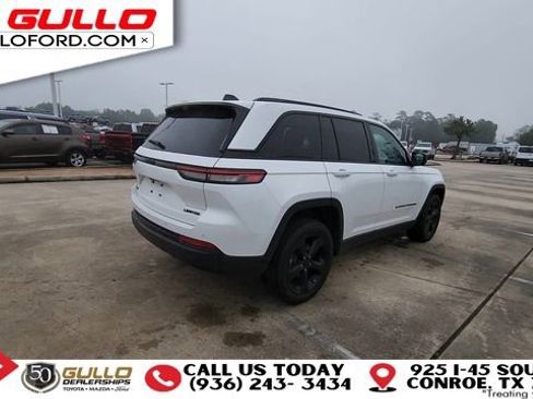 Used 2024 Jeep Grand Cherokee Limited w/ Luxury Tech Group II image 7