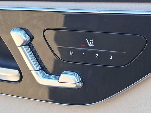 Used 2024 Mercedes-Benz C 300 4MATIC Sedan image 22