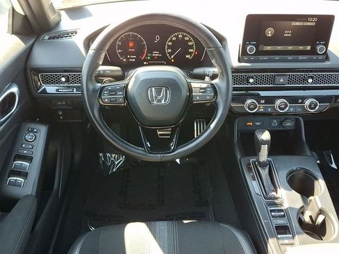 Used 2024 Honda Civic Sport image 11