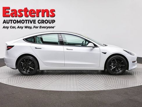 Used 2023 Tesla Model 3 Standard Range RWD image 4