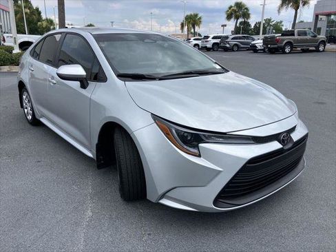 Certified 2025 Toyota Corolla LE FWD image 7