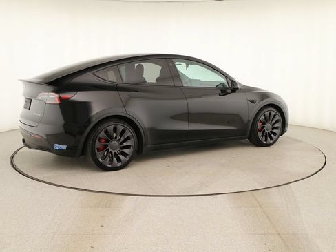 Used 2021 Tesla Model Y Performance AWD/4WD image 7