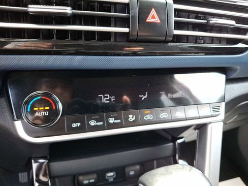 Used 2022 Kia Seltos S image 17