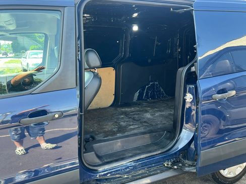 Used 2018 Ford Transit Connect XL FWD image 28