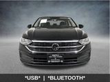 Used 2024 Volkswagen Jetta SE image 2
