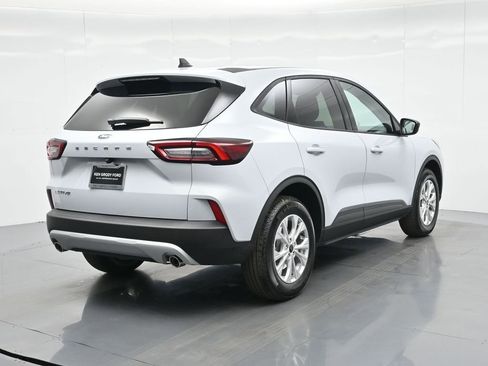 New 2025 Ford Escape Active image 25