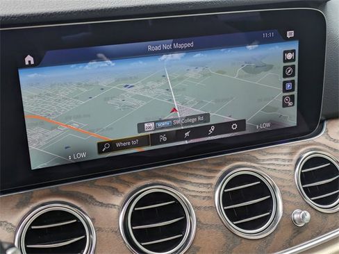 Used 2023 Mercedes-Benz E 350 Sedan image 16