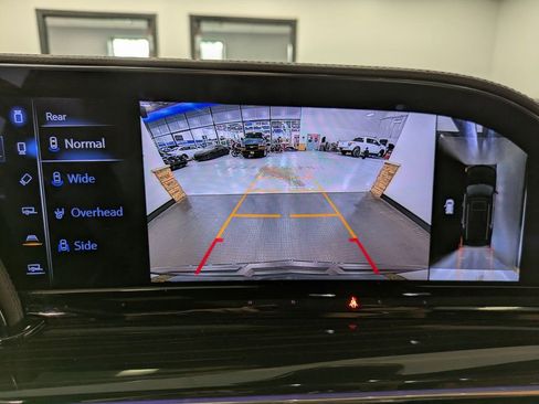 Used 2024 Cadillac Escalade Sport image 12