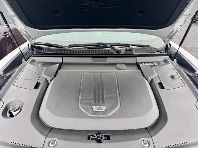 Used 2024 Cadillac Lyriq Tech AWD/4WD image 11