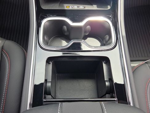 New 2026 Chevrolet Traverse RS w/ LPO, Floor Liner Package FWD image 18