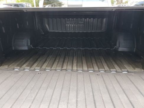 Certified 2025 GMC Sierra 1500 Elevation w/ Preferred Package image 24