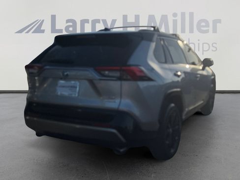 Used 2023 Toyota RAV4 XSE AWD/4WD image 5