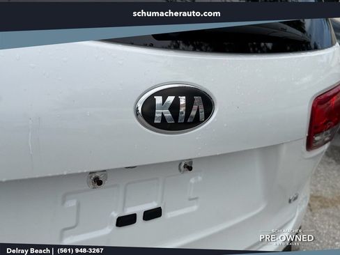 Used 2017 Kia Sorento LX FWD image 15