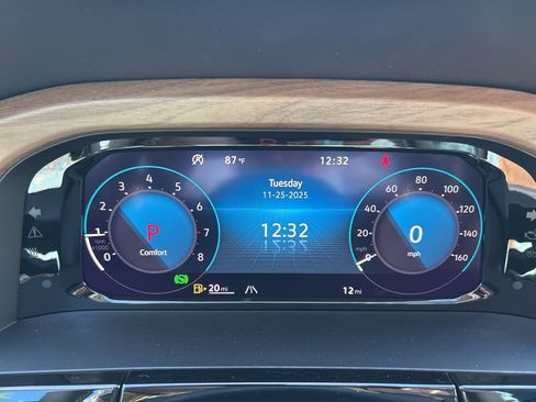 New 2026 Volkswagen Atlas SE image 25