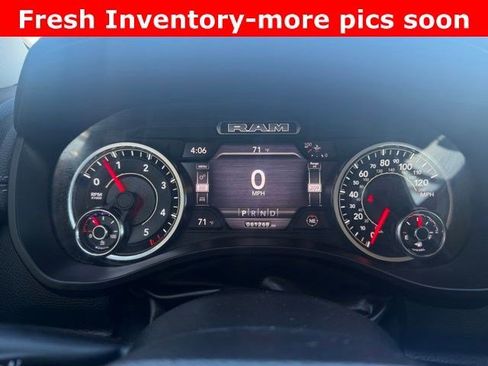 Used 2022 RAM 1500 Laramie AWD/4WD image 6