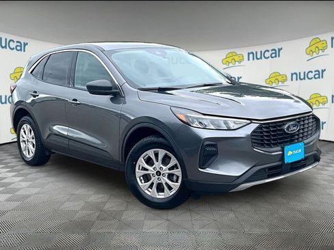 Used 2024 Ford Escape Active AWD/4WD image 1
