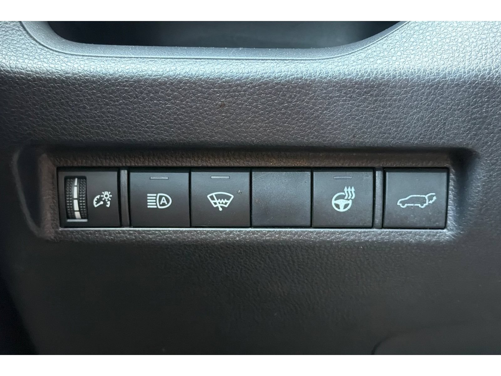 Used 2019 Toyota RAV4 XLE w/ Convenience Package AWD/4WD image 31