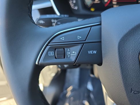 New 2025 Audi Q3 2.0T Premium image 17