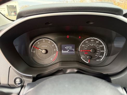 Used 2023 Subaru Crosstrek 2.0i Premium image 24