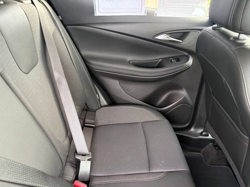 Used 2023 Buick Encore GX Preferred FWD image 34