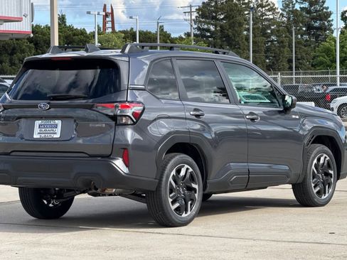 New 2026 Subaru Forester Premium image 3