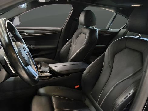 Used 2021 BMW 540i xDrive w/ M Sport Package AWD/4WD image 18