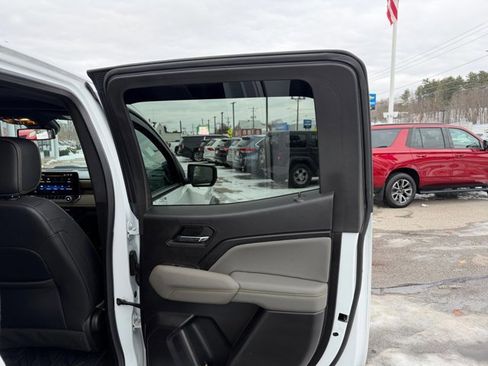 Certified 2024 Chevrolet Colorado ZR2 w/ ZR2 Convenience Package III image 25