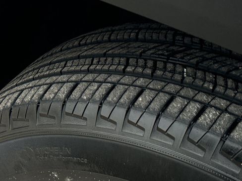 Used 2022 Jeep Grand Cherokee L Laredo w/ Luxury Tech Group I image 11