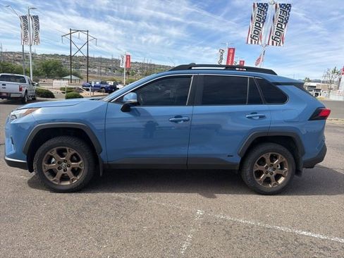 Used 2023 Toyota RAV4 AWD Hybrid image 4