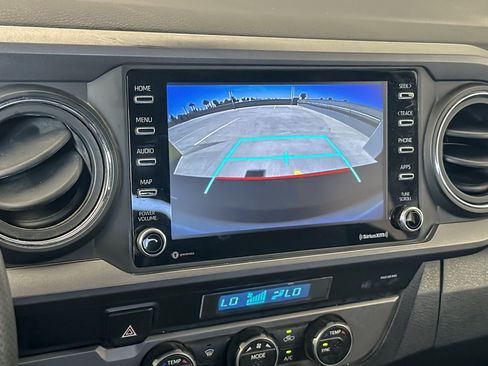 Certified 2022 Toyota Tacoma TRD Sport RWD image 17