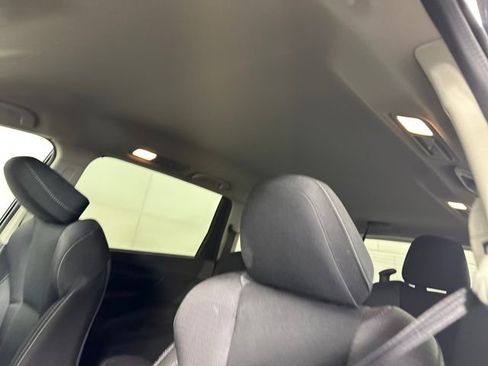 Used 2023 Subaru Ascent Premium w/ Convenience Package image 12