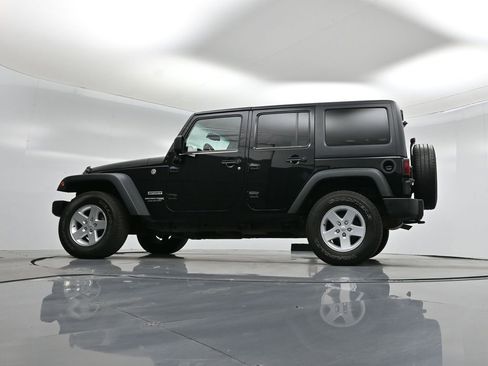 Used 2018 Jeep Wrangler Unlimited Sport S image 47