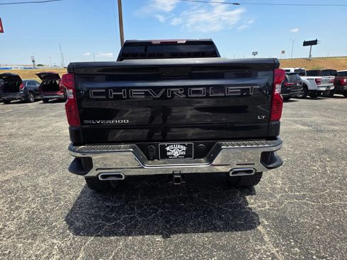 Used 2024 Chevrolet Silverado 1500 LT w/ Z71 Off-Road Package AWD/4WD image 5