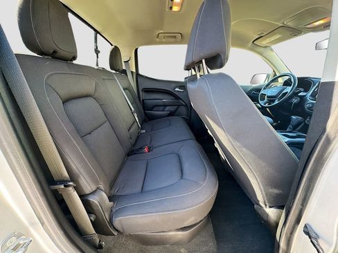 Used 2016 Chevrolet Colorado LT w/ LT Convenience Package image 32