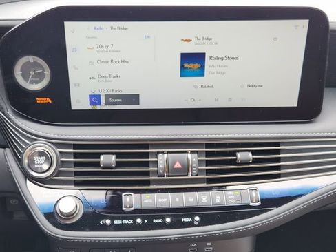 Used 2023 Lexus LS 500 w/ Interior Upgrade Package image 14