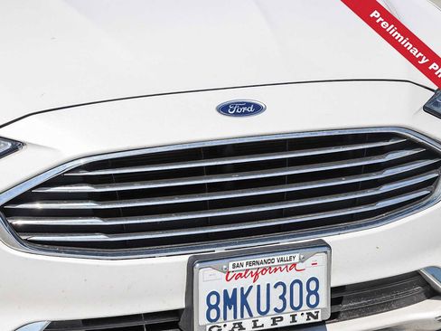 Used 2019 Ford Fusion SEL FWD image 5