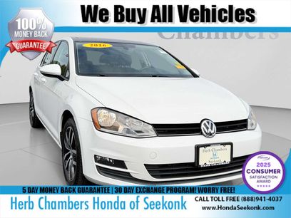 Used 2016 Volkswagen Golf SE