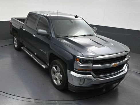 Used 2018 Chevrolet Silverado 1500 LT w/ All Star Edition RWD image 21
