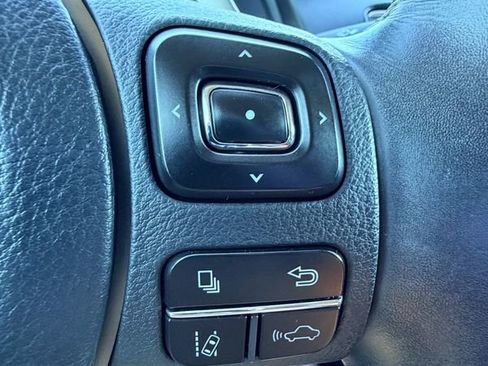 Used 2018 Lexus IS 300 image 29